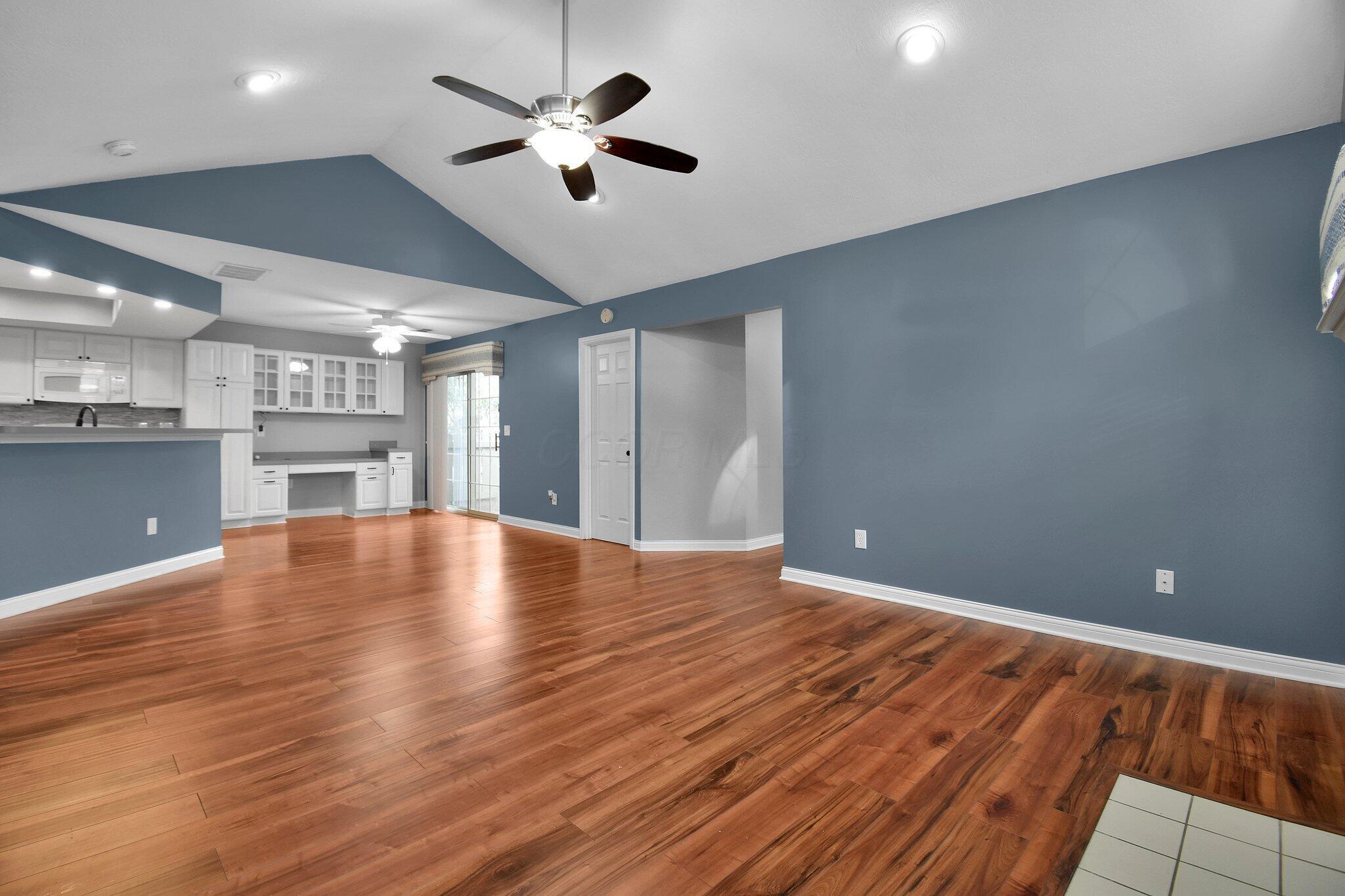 421 Hidden Ravines Drive Powell, OH 43065 - Photo 10 of 37 Great Room