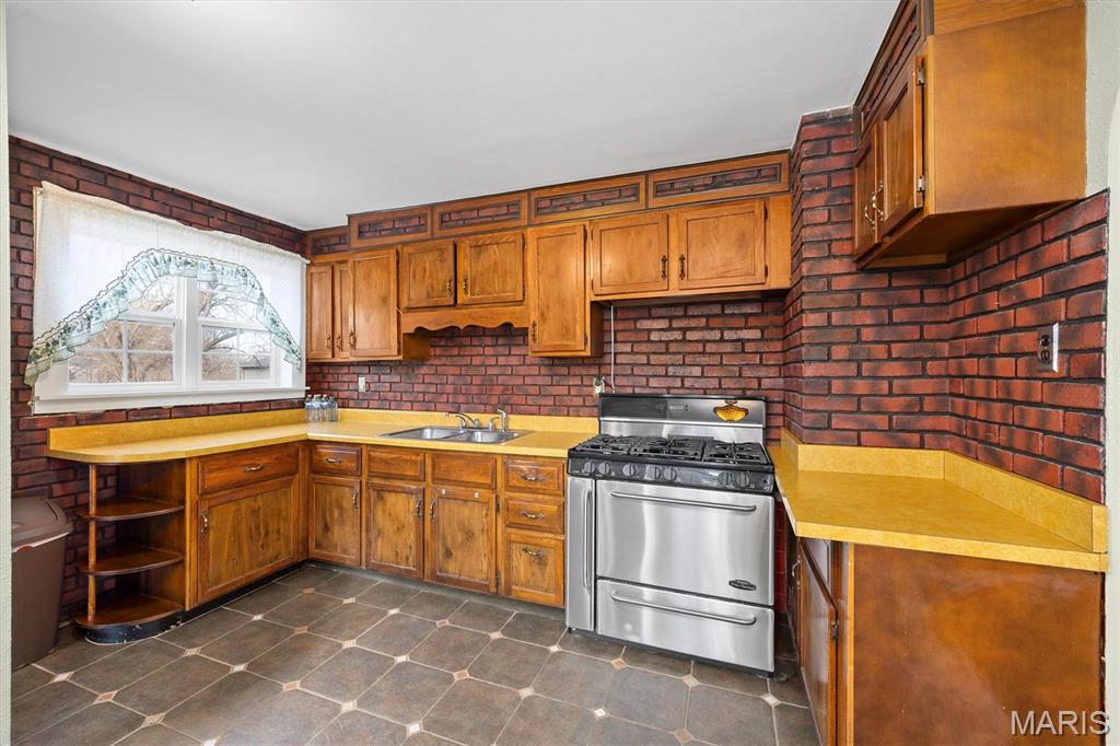 2807 Edwards Street Granite City, IL 62040 - Photo 12 of 38