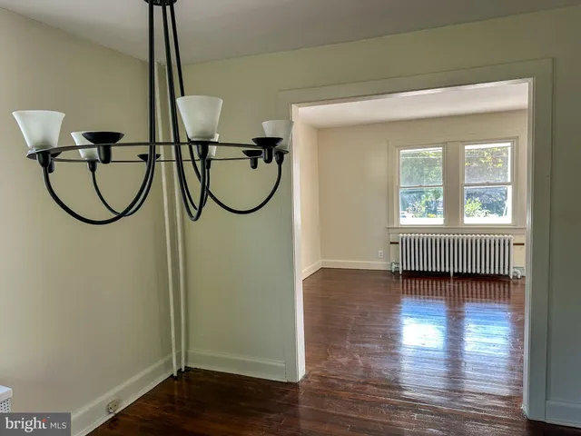 $2,100 | 521 Blythe Avenue, Drexel Hill, PA 19026