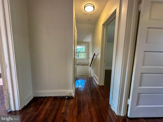 $2,100 | 521 Blythe Avenue, Drexel Hill, PA 19026