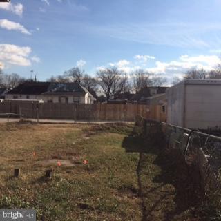 625 Delaware Avenue Baltimore, MD 21221 - Photo 6 of 6 a view of a lake