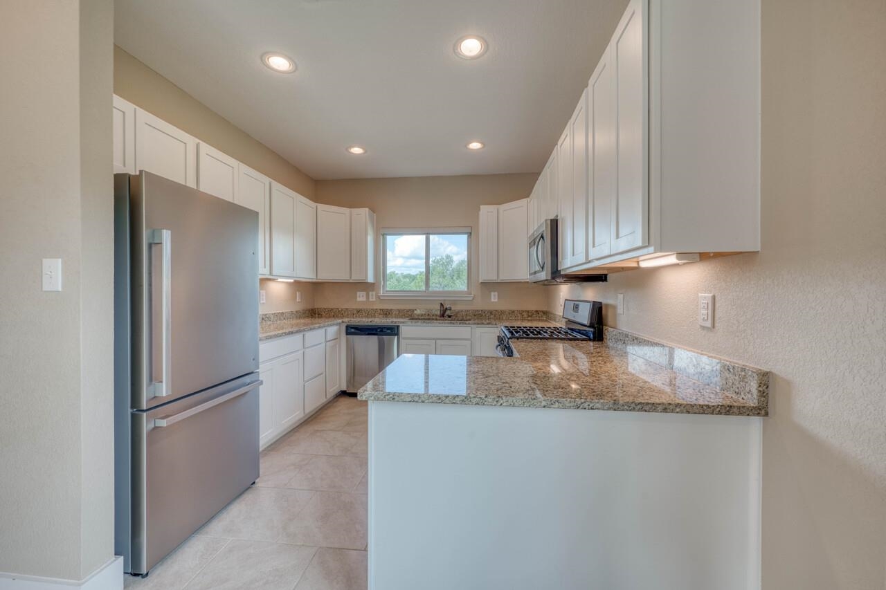 127 Uplift Horseshoe Bay, TX 78657 - Photo 6 of 24
