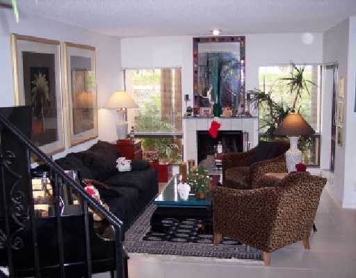 6756 Canary Palm Circle, Unit 2 Boca Raton, FL 33433 - Photo 3 of 6 Additional Photo