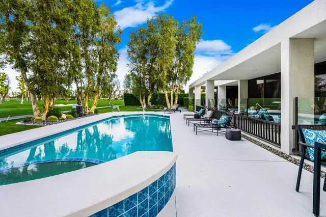 $6,900,000 | 71120 North Thunderbird Terrace, Rancho Mirage, CA 92270