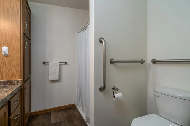 $184,900 | 204 Johnson Street, Shelly, MN 56581