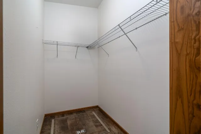 $184,900 | 204 Johnson Street, Shelly, MN 56581