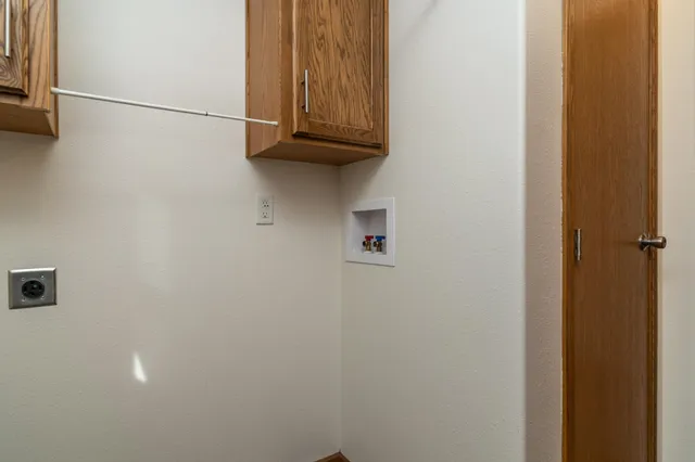 $184,900 | 204 Johnson Street, Shelly, MN 56581