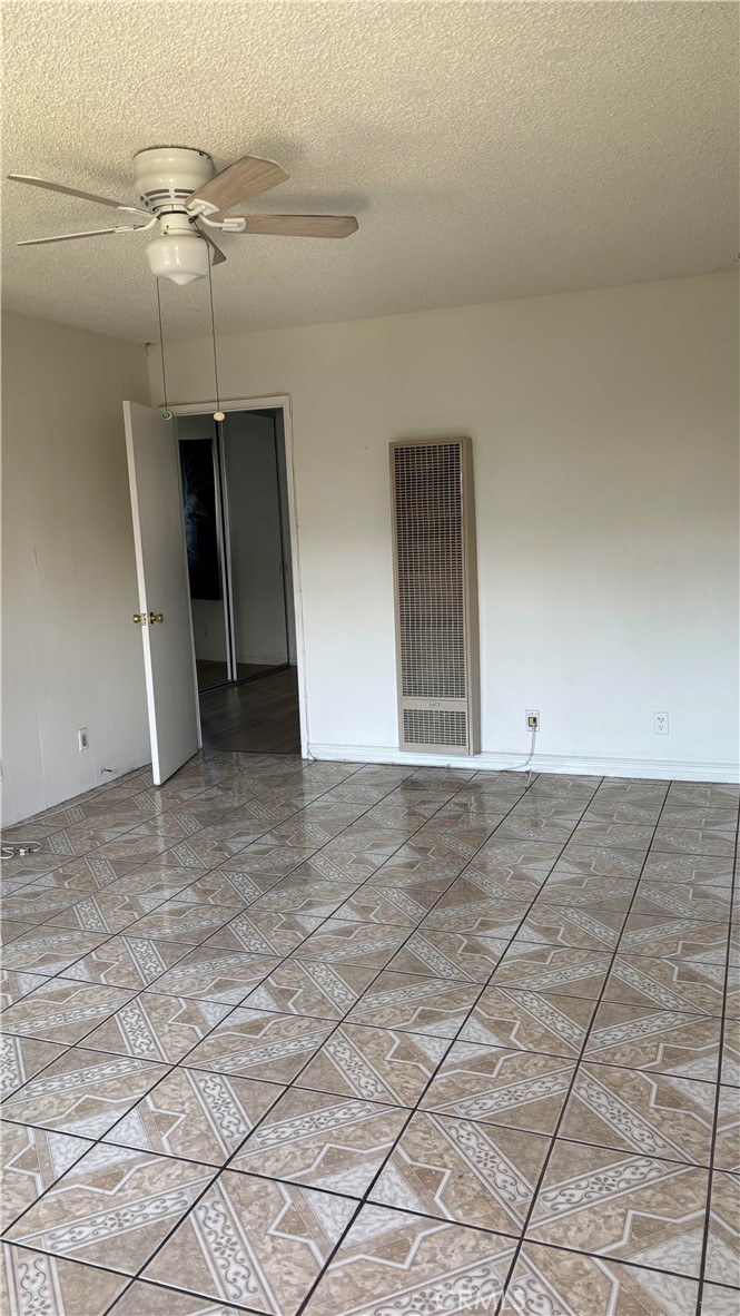 1920 North H Street Oxnard, CA 93036 - Photo 4 of 7 Living-dining