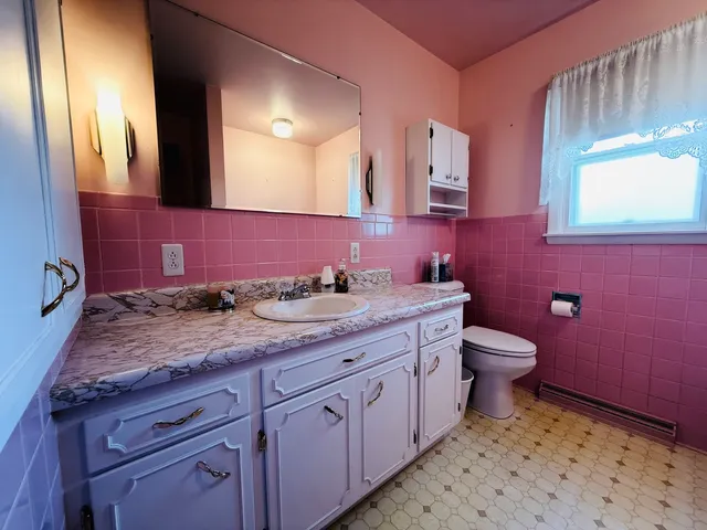 $233,500 | 212 East Waupansie Street, Dwight, IL 60420