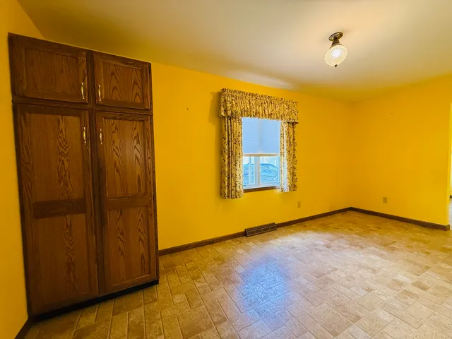 $233,500 | 212 East Waupansie Street, Dwight, IL 60420