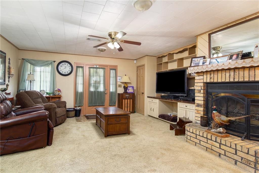16 Vit Road Pineville, LA 71360 - Photo 2 of 19 Gallery Image 2