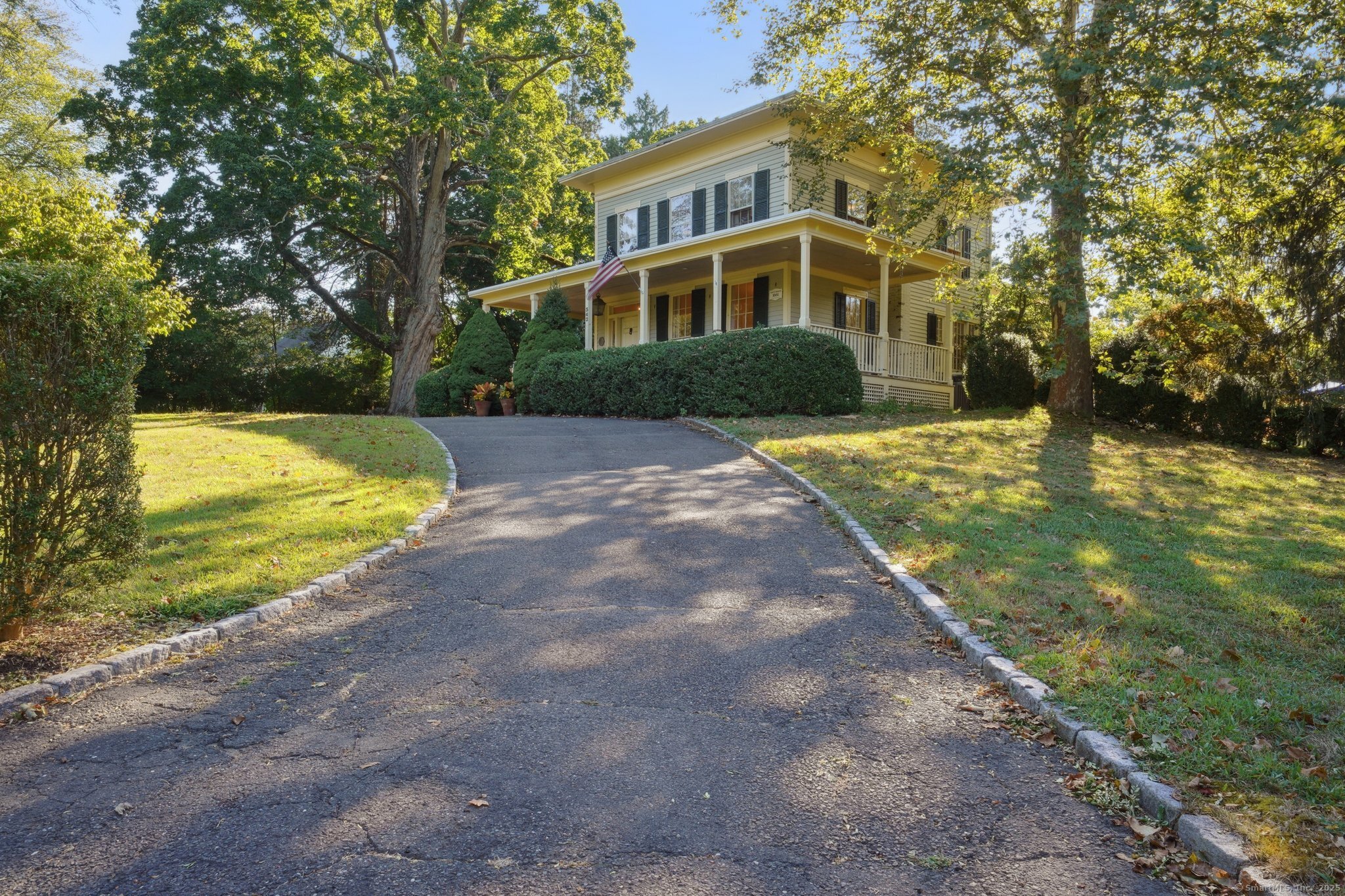 342 Greens Farms Road Westport, CT 06880 - Photo 31 of 31 a view of a house with backyard and trees