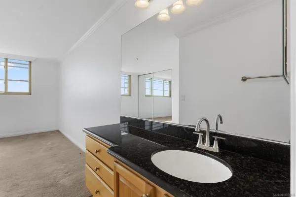 $3,150 | 3939 Illinois Street, Unit 4D, San Diego, CA 92104