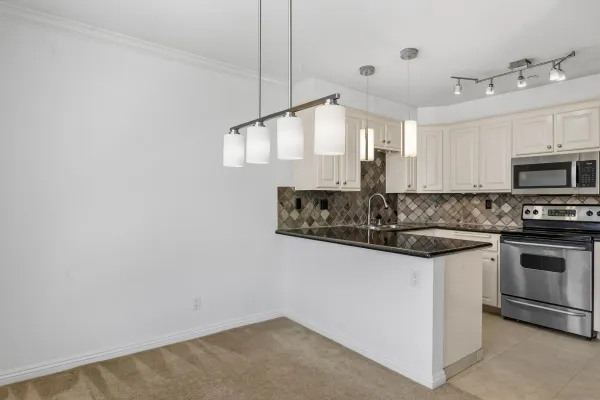 $3,150 | 3939 Illinois Street, Unit 4D, San Diego, CA 92104