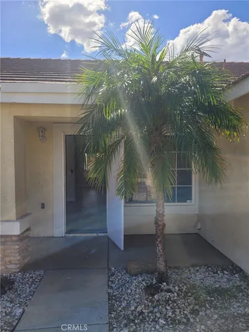 $2,750 | 18885 Oakview Way, Lake Elsinore, CA 92530