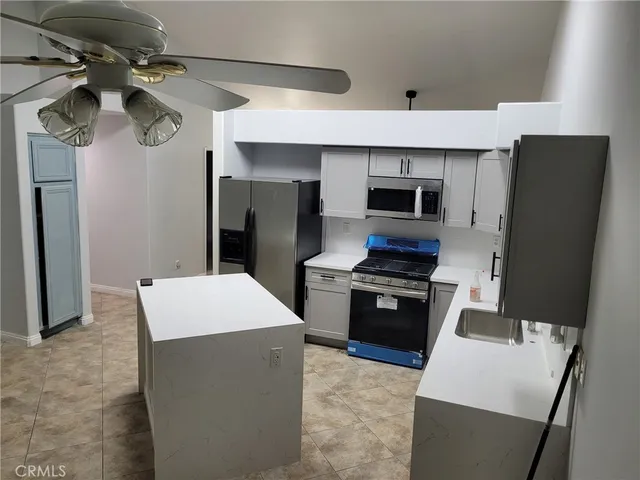 $2,750 | 18885 Oakview Way, Lake Elsinore, CA 92530