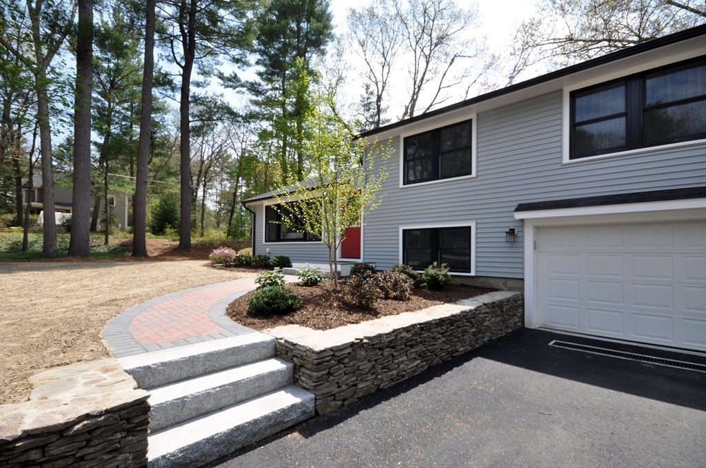 17 Seneca Road Acton, MA 01720 - Photo 2 of 41 Gallery Image 2