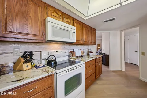 $299,999 | 10306 West Loma Blanca Drive, Sun City, AZ 85351