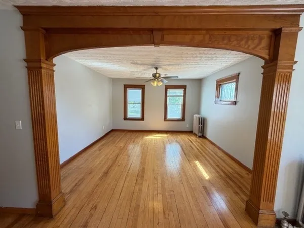 $2,000 | 17 Englewood Avenue, Unit 2F, Worcester, MA 01603