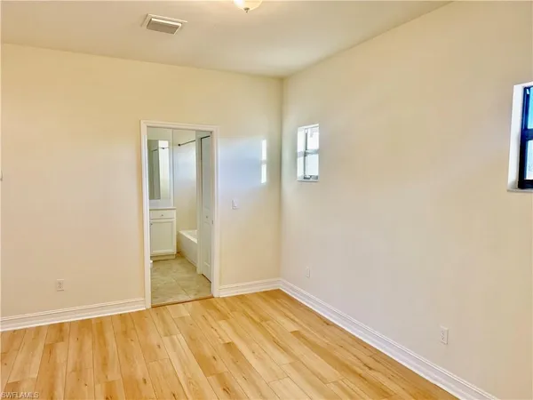 $2,400 | 7776 Bristol Circle, Naples, FL 34120