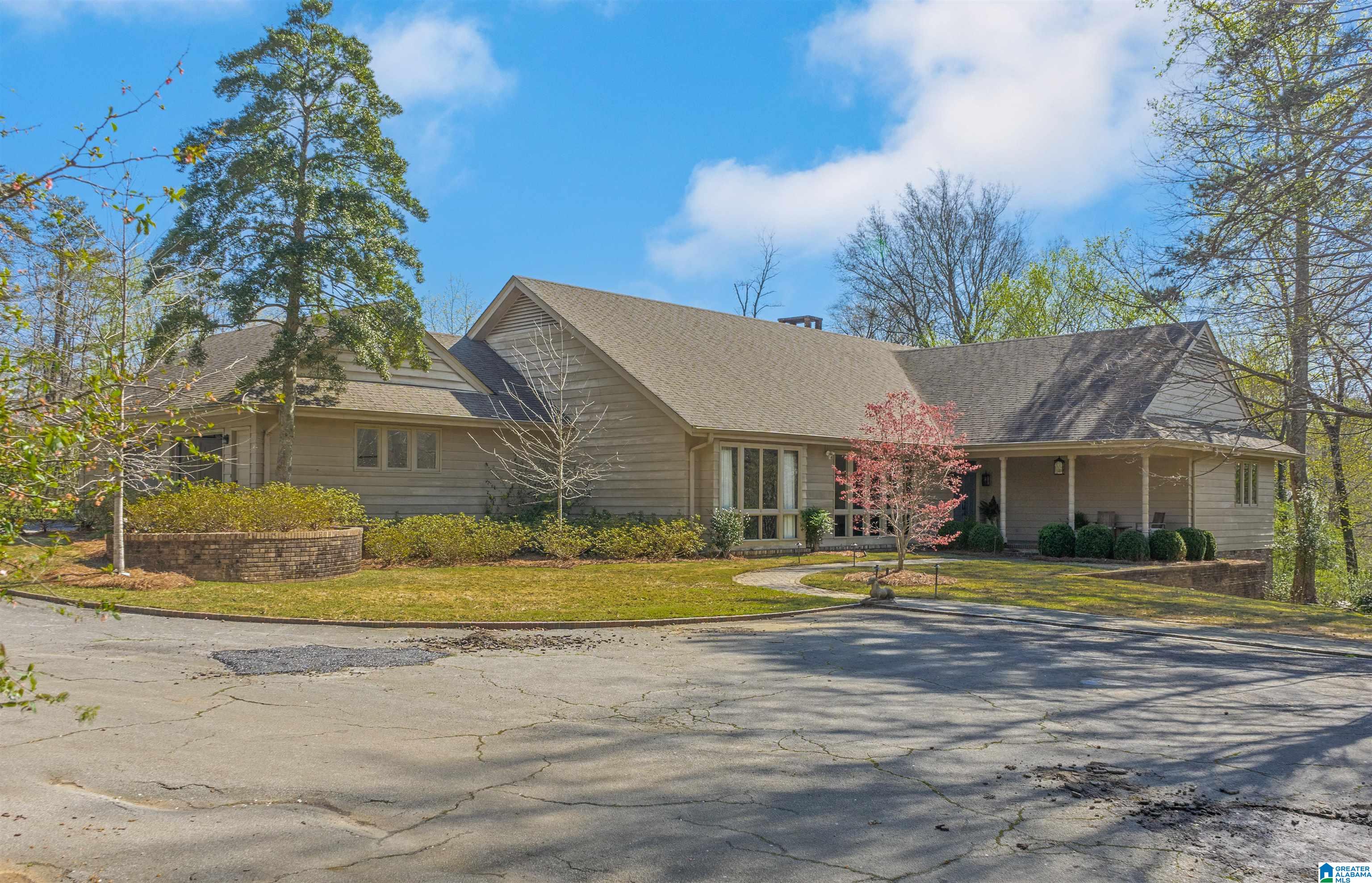 3025 Woodleigh Road Birmingham, AL 35223 - Photo 2 of 50