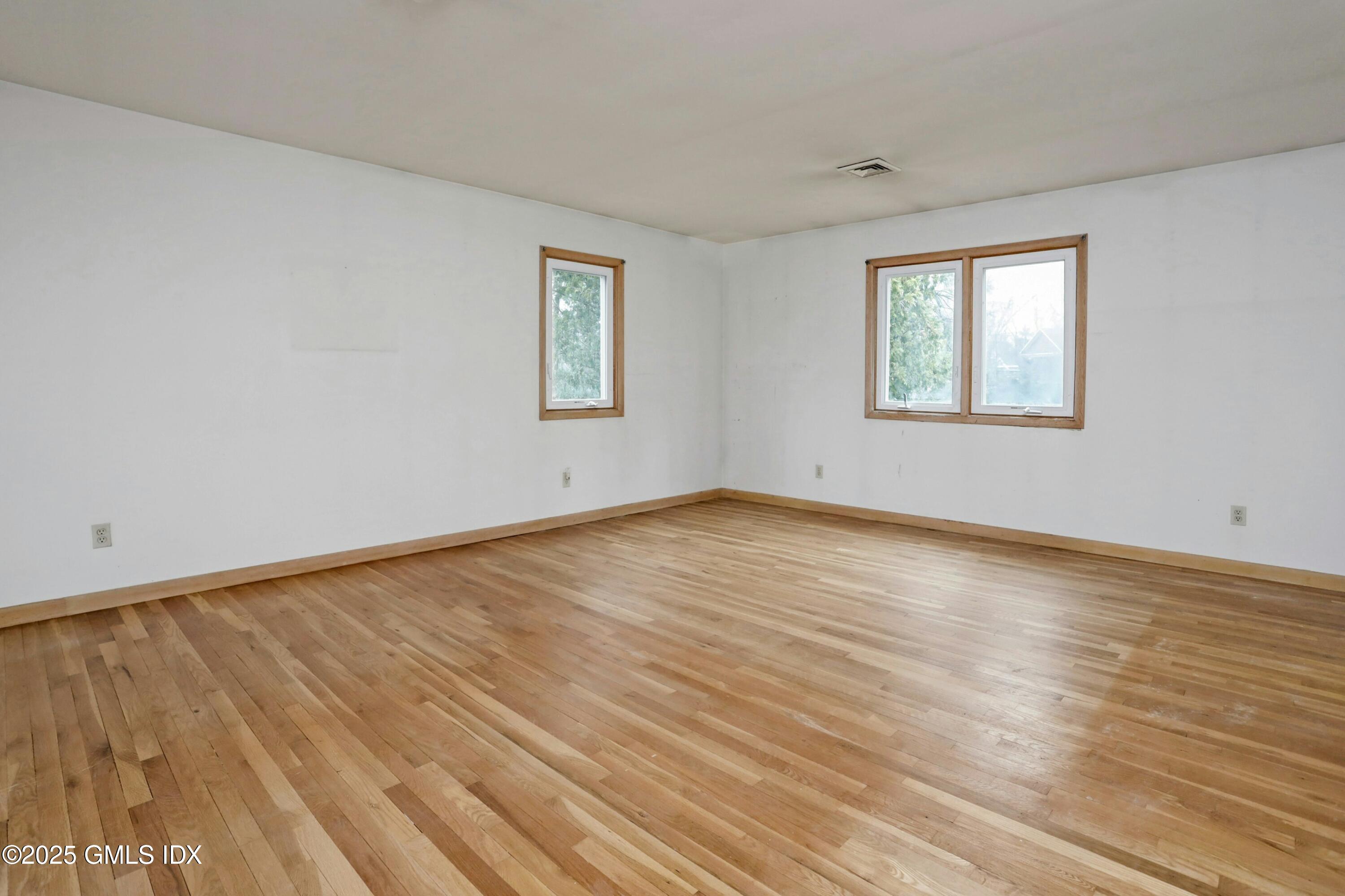 14 Sawmill Terrace Greenwich, CT 06830 - Photo 11 of 19 011-480428-_X0A2075edited_14009101