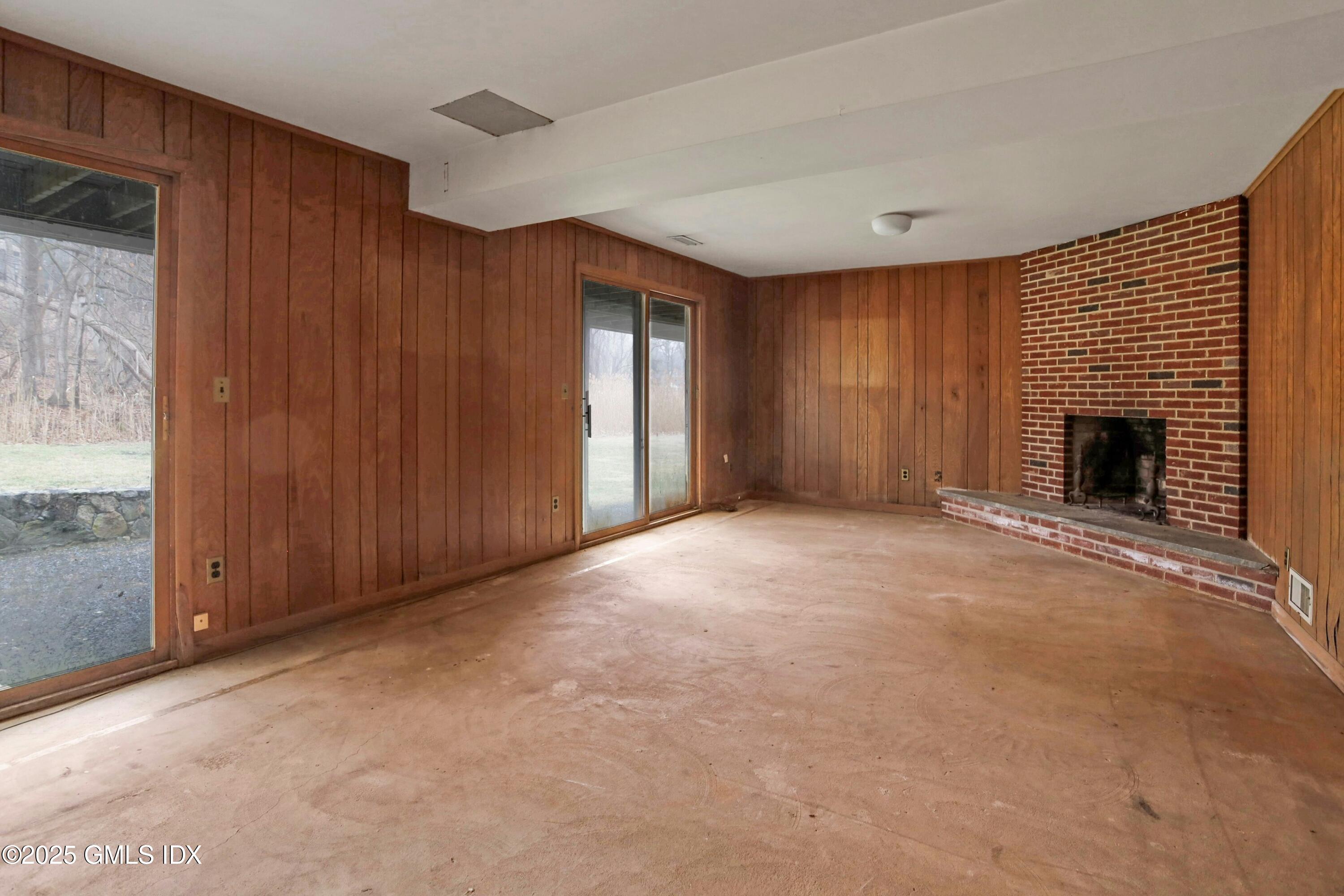 14 Sawmill Terrace Greenwich, CT 06830 - Photo 15 of 19 015-480428-_X0A2082edited_14009103