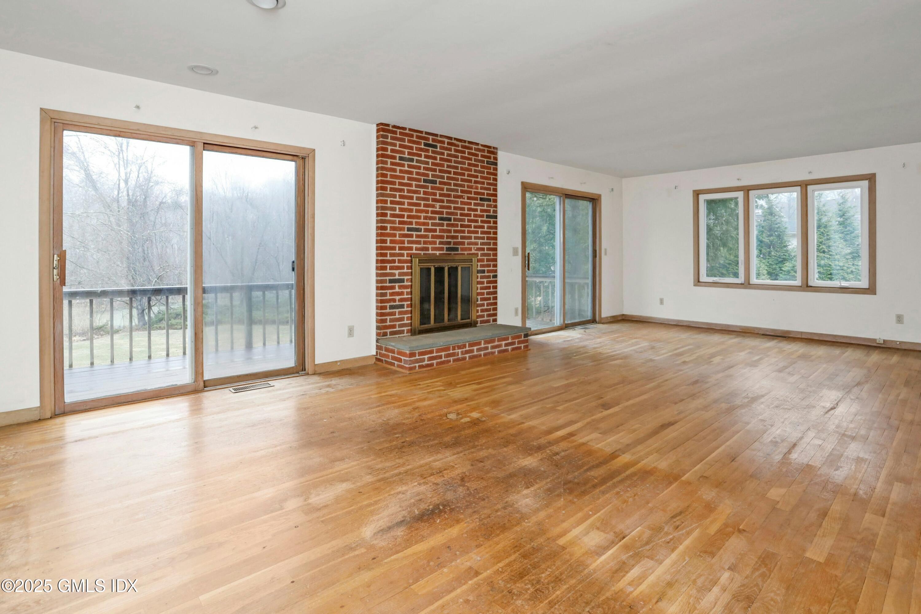 14 Sawmill Terrace Greenwich, CT 06830 - Photo 8 of 19 008-480428-_X0A2060edited_14009087