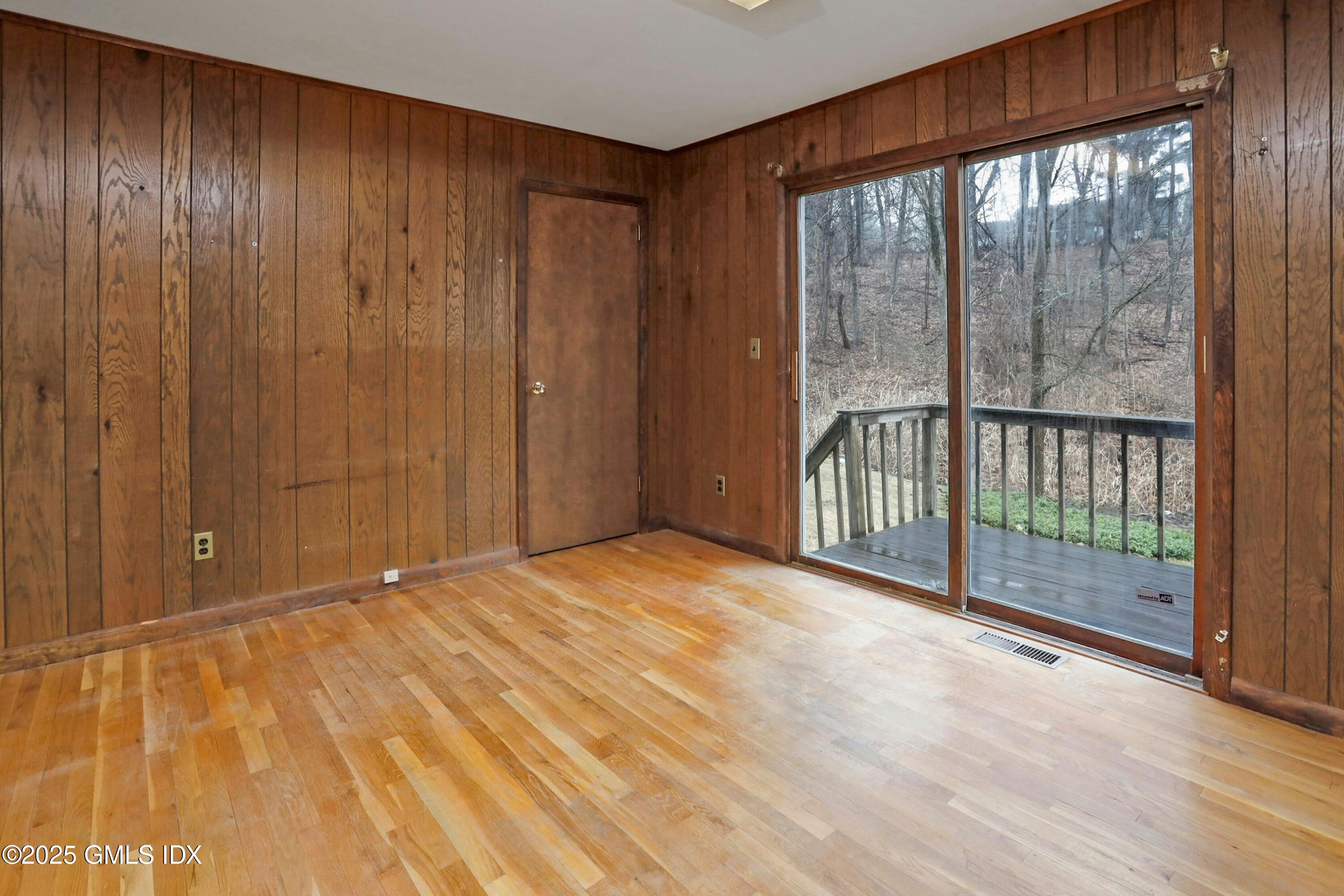 14 Sawmill Terrace Greenwich, CT 06830 - Photo 9 of 19 009-480428-_X0A2065edited_14009092