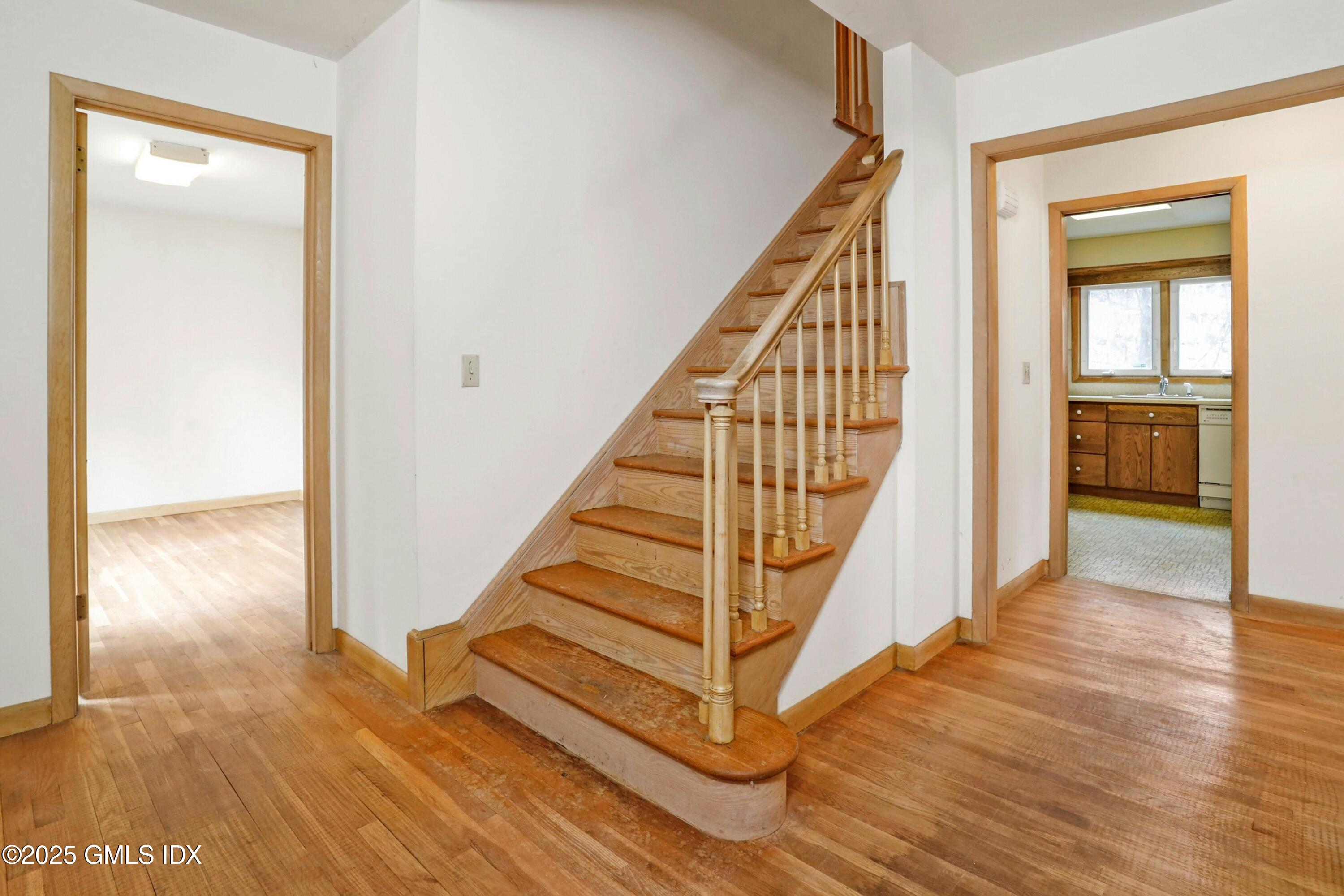 14 Sawmill Terrace Greenwich, CT 06830 - Photo 10 of 19 010-480428-_X0A2069edited_14009096