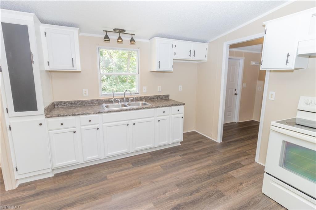 1035 Sunny Ridge Road Walnut Cove, NC 27052 - Photo 14 of 36