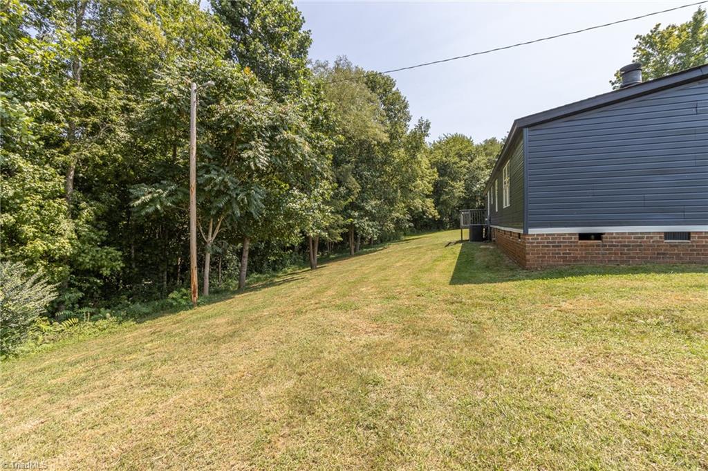 1035 Sunny Ridge Road Walnut Cove, NC 27052 - Photo 32 of 36