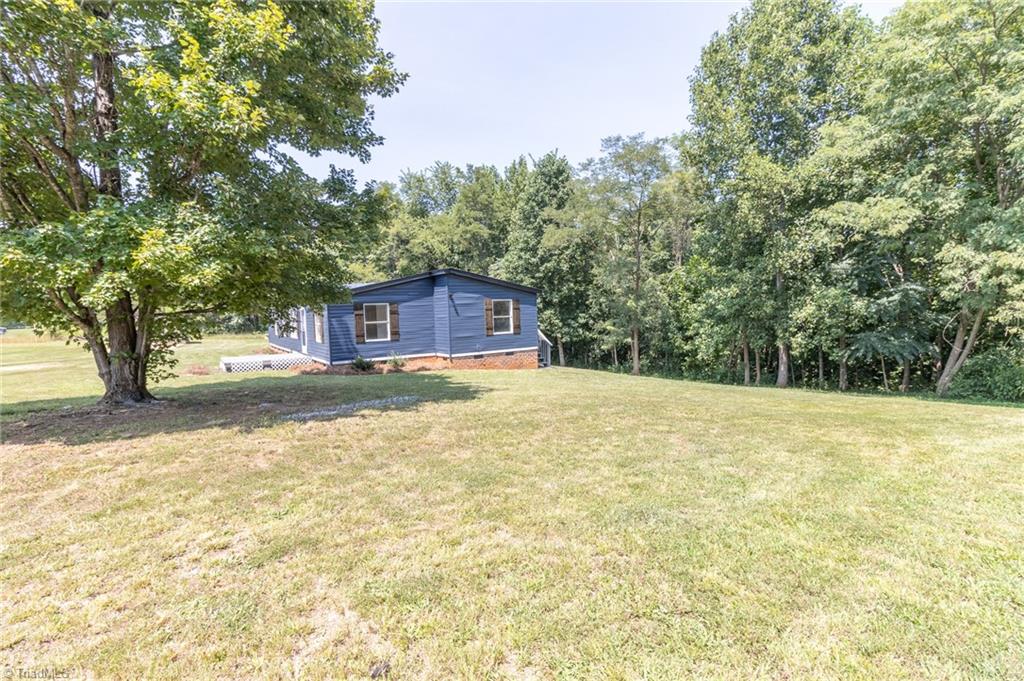 1035 Sunny Ridge Road Walnut Cove, NC 27052 - Photo 35 of 36