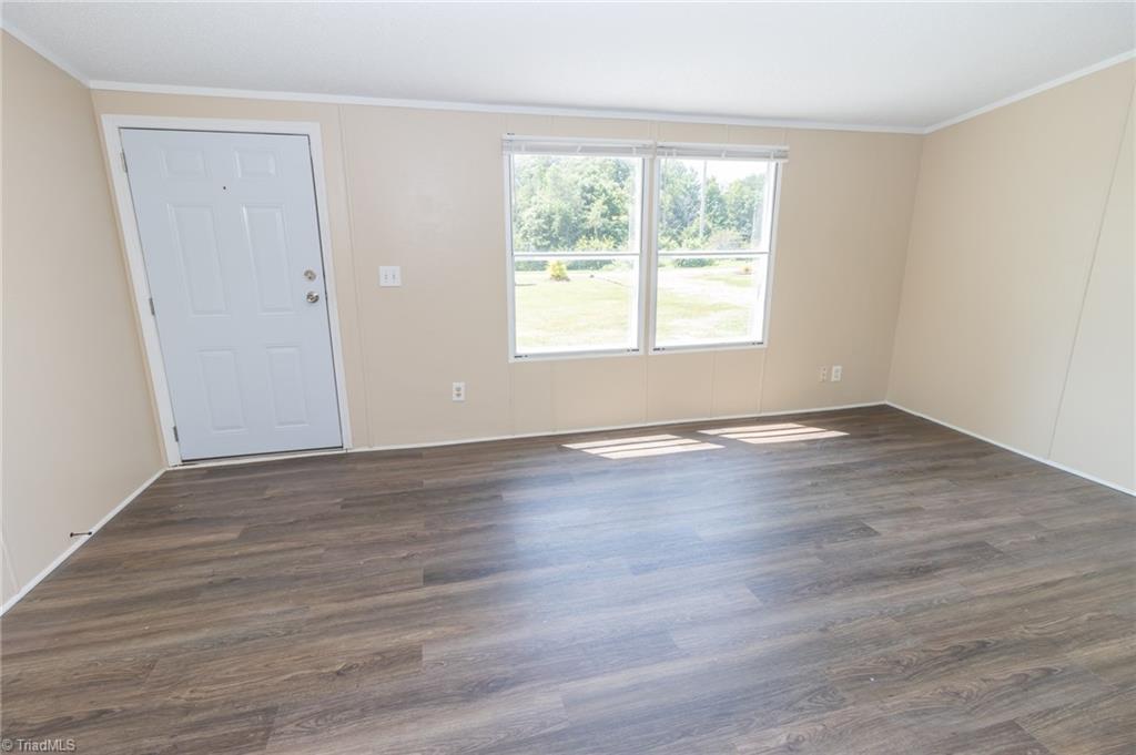 1035 Sunny Ridge Road Walnut Cove, NC 27052 - Photo 7 of 36