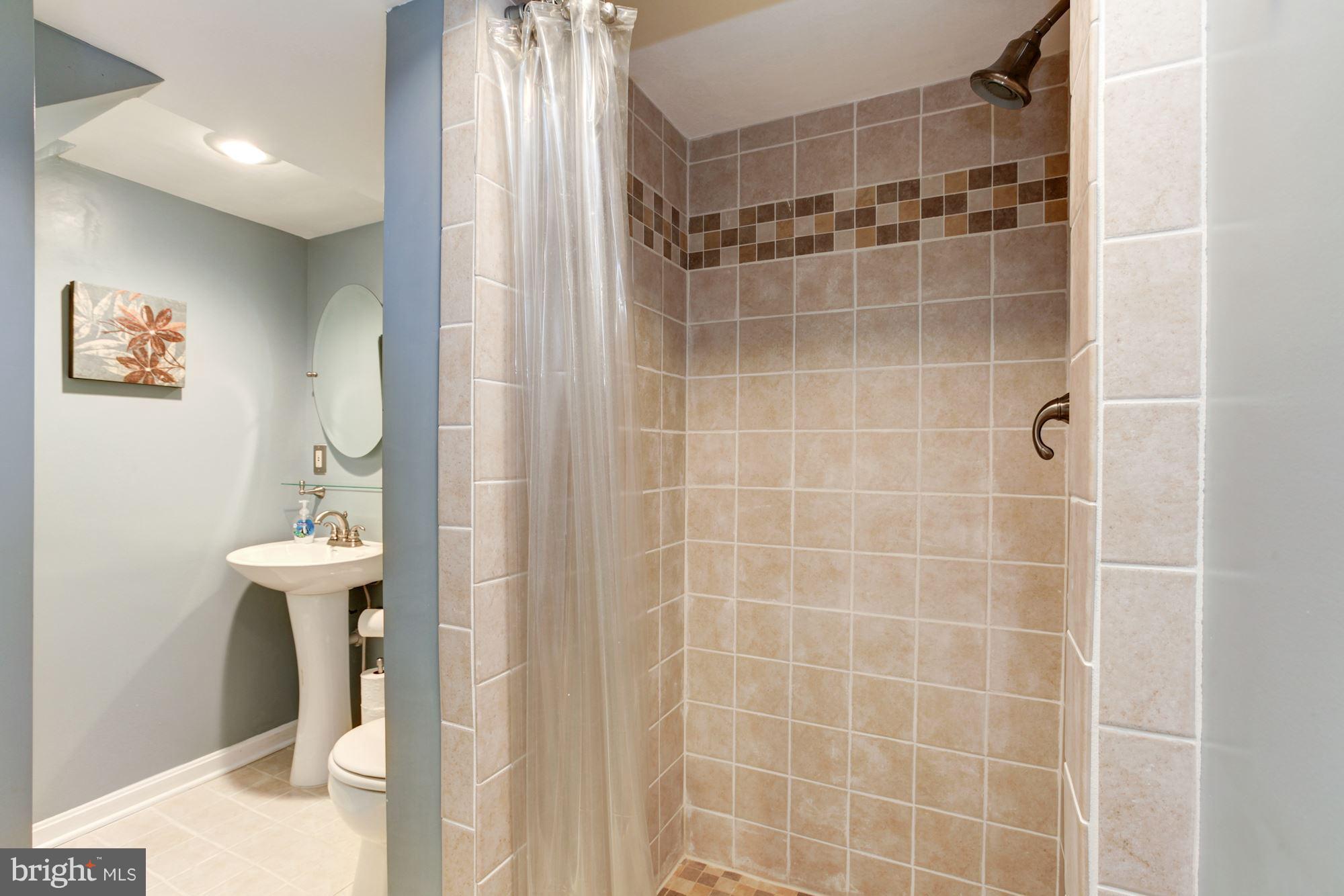 9412 Ocala Street Silver Spring, MD 20901 - Photo 22 of 29 Bath