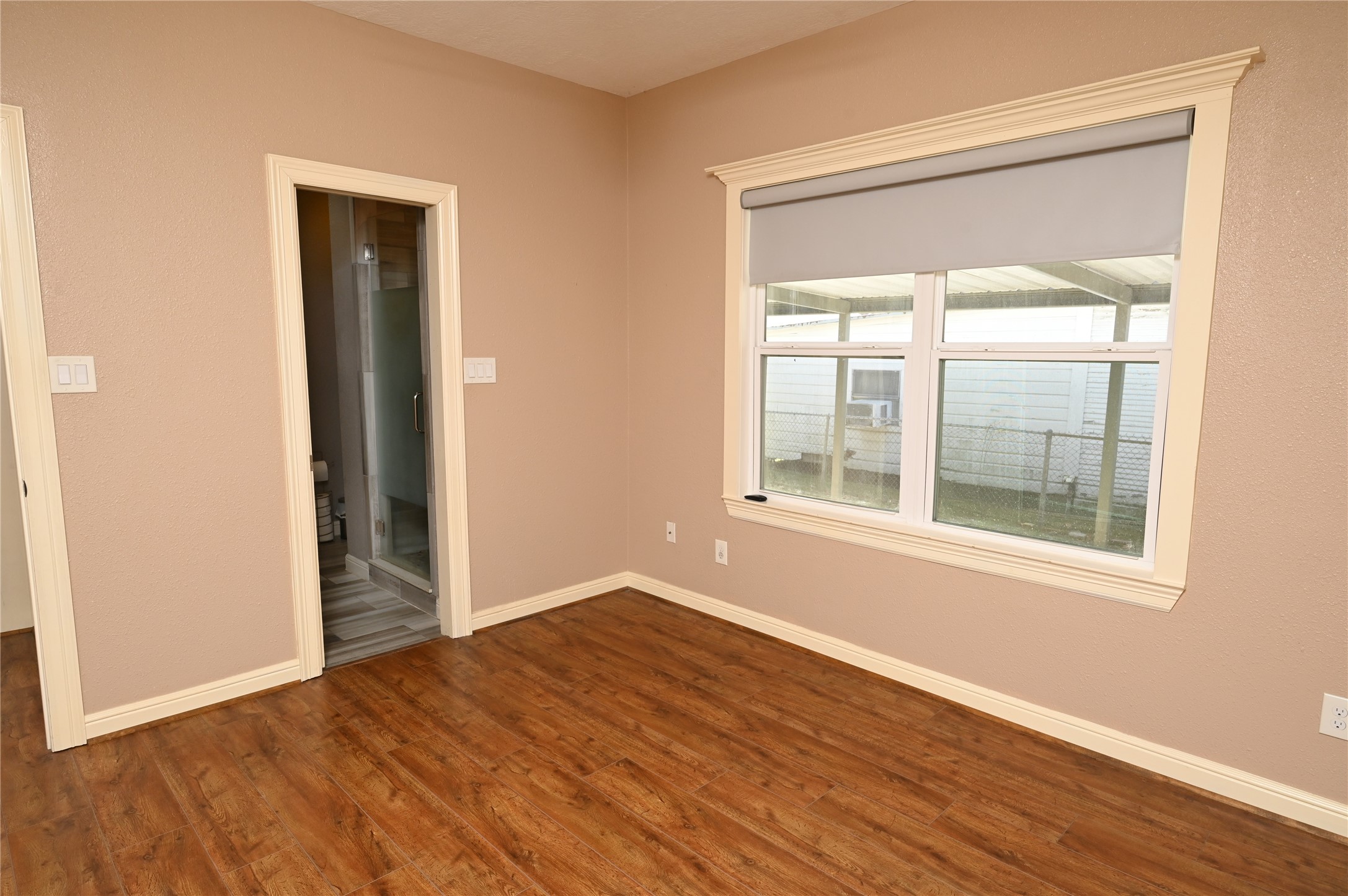 608 Archer Street Houston, TX 77009 - Photo 14 of 38
