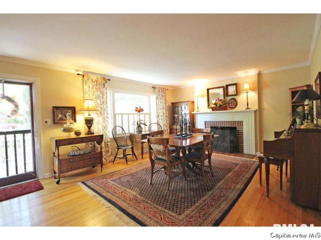 51 Oak Lane Springfield, IL 62712 - Photo 3 of 36