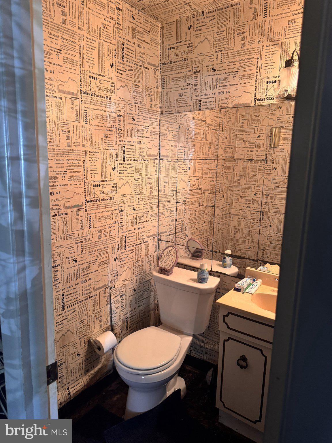1456 Thornberry Road Wyncote, PA 19095 - Photo 5 of 8 Charming vintage-inspired powder room.