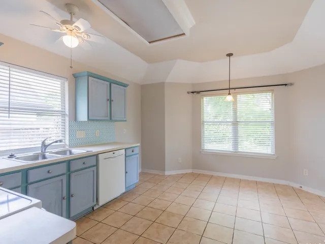 $2,000 | 452 Raven Ridge, New Braunfels, TX 78130