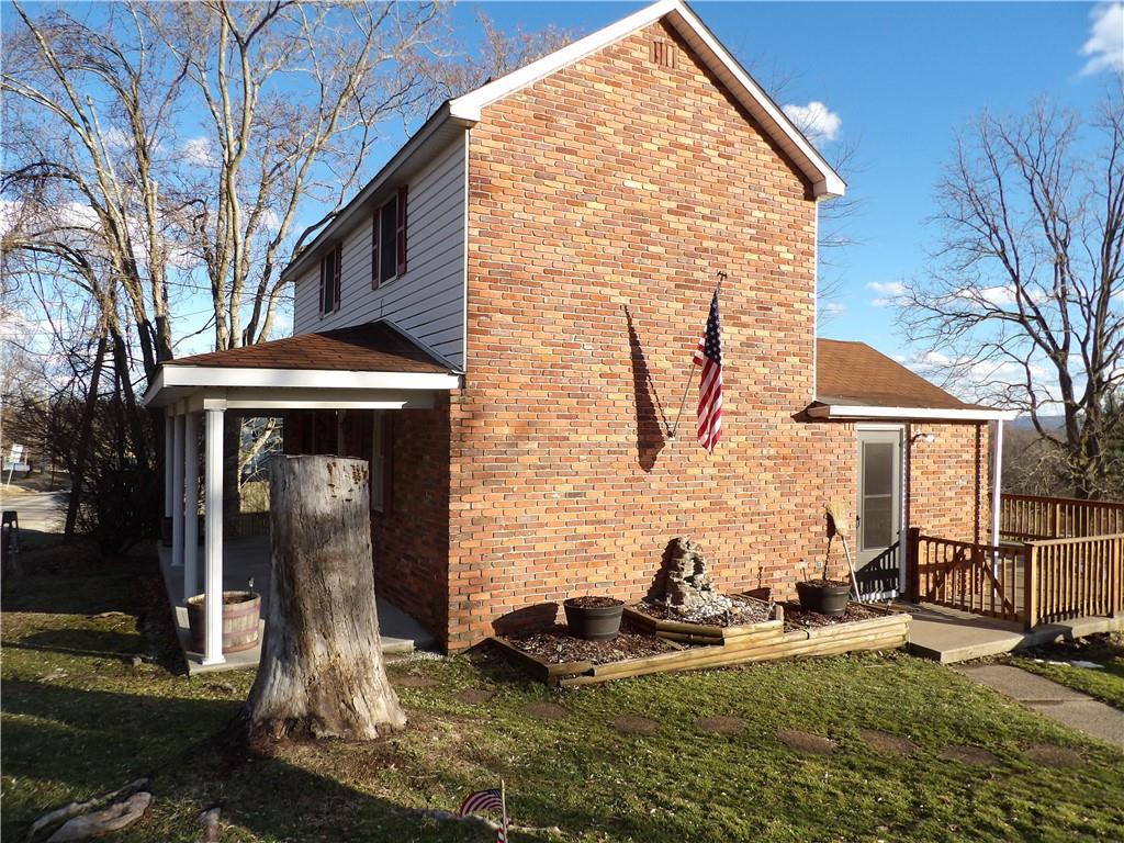 689 Buena Vista Road Vanderbilt, PA 15486 - Photo 3 of 21 Gallery Image 3