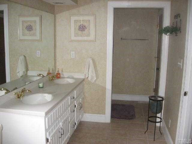 3522 Pat Tilley Road Bahama, NC 27503 - Photo 4 of 12 Master Bath/Spa