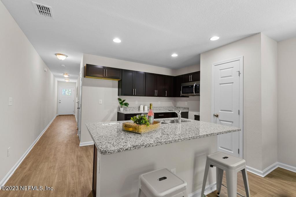 1318 Ellis Road South Jacksonville, FL 32205 - Photo 13 of 37 1284 Ellis Rd-17