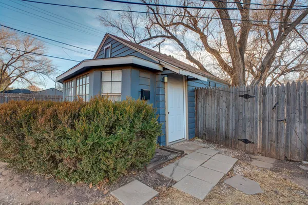 $305,000 | 2601 25th Street, Lubbock, TX 79410