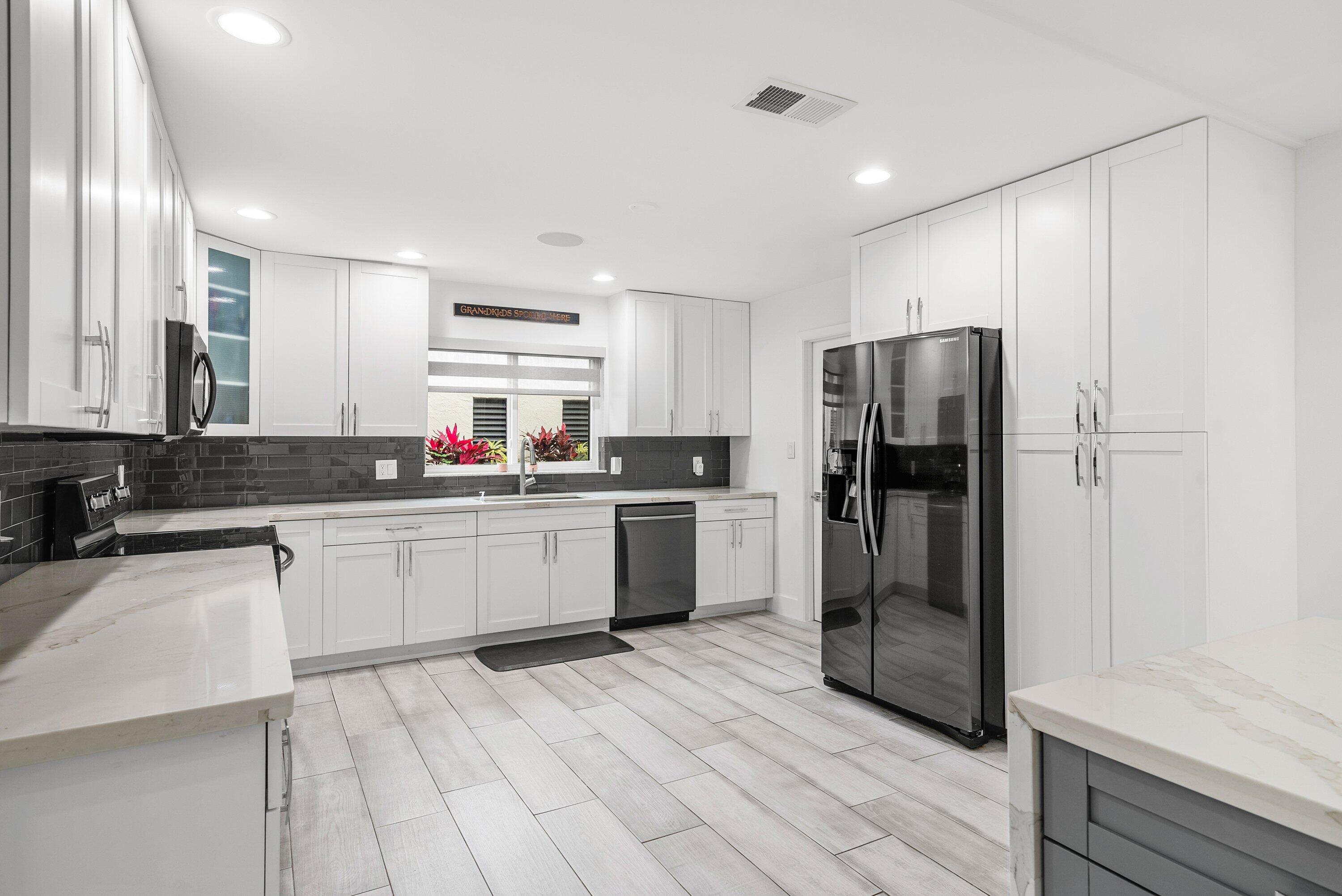 21680 Tall Palm Circle, Unit 12B Boca Raton, FL 33433 - Photo 24 of 43 025-21680TallPalmCircle-BocaRaton-FL-334