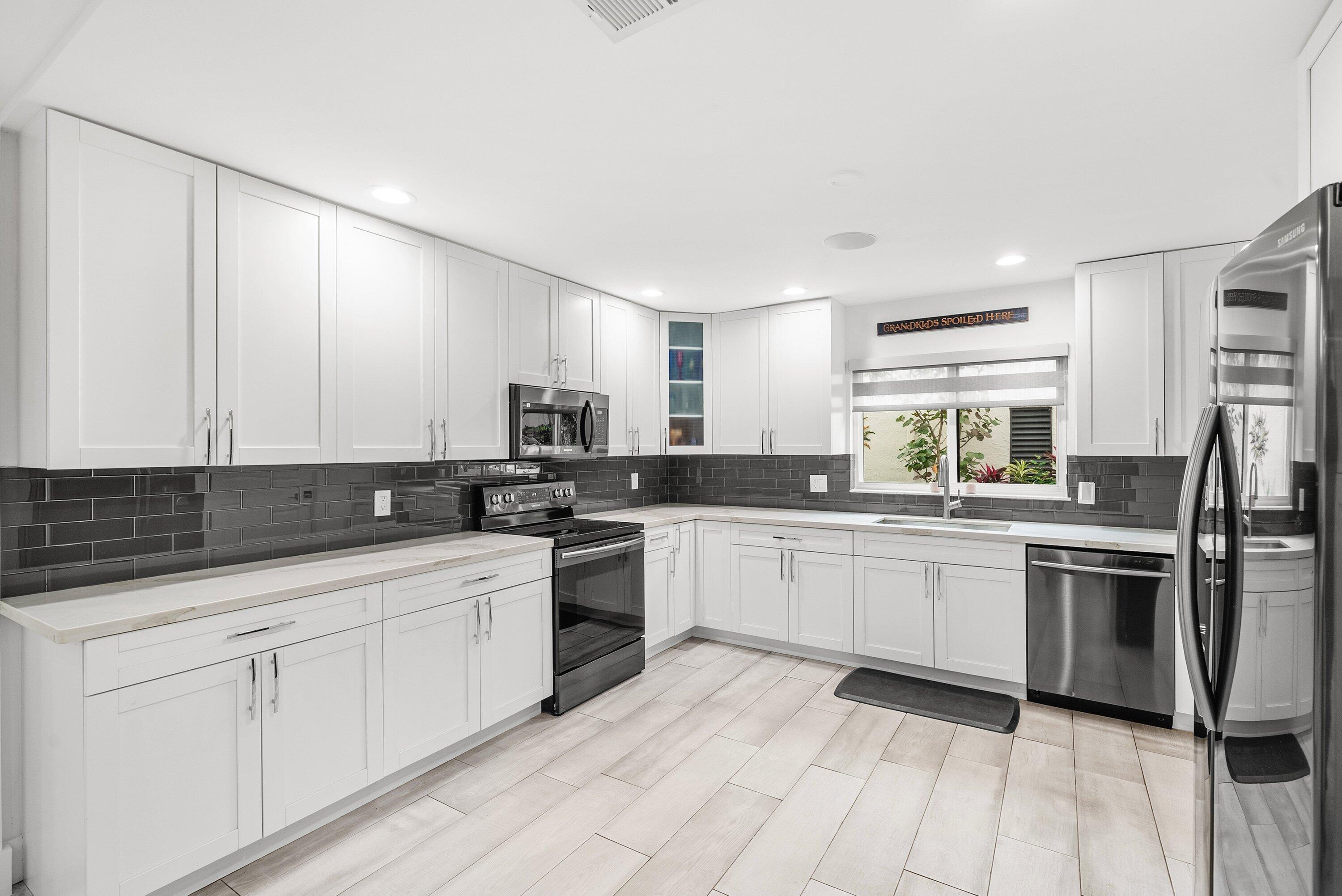 21680 Tall Palm Circle, Unit 12B Boca Raton, FL 33433 - Photo 25 of 43 026-21680TallPalmCircle-BocaRaton-FL-334