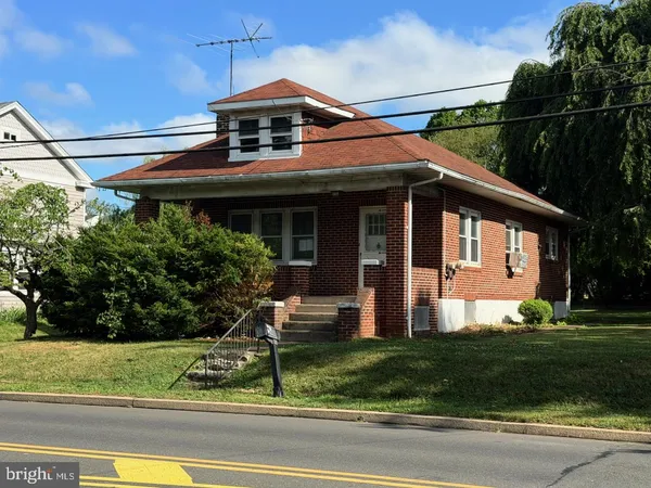 $276,000 | 67 West Schuylkill Road, Pottstown, PA 19465