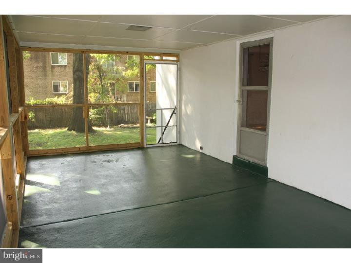 630 Cheswick Road Philadelphia, PA 19128 - Photo 15 of 25 Enclosed Porch