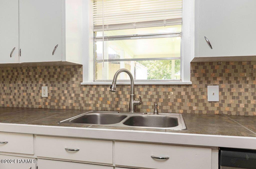 1011 Roma Drive Breaux Bridge, LA 70517 - Photo 24 of 30 Kitchen 4