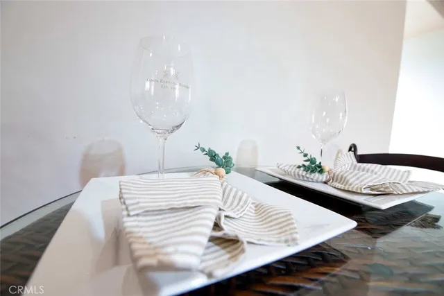 $3,150 | 7310 Balboa Boulevard, Unit F, Van Nuys, CA 91406