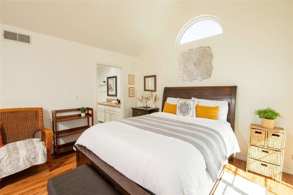 7310 Balboa Boulevard, Unit F Van Nuys, CA 91406 - Photo 24 of 62